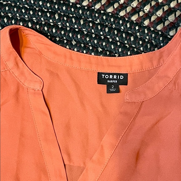 Torrid Georgette Harper Pullover Top 2X - Picture 2 of 5